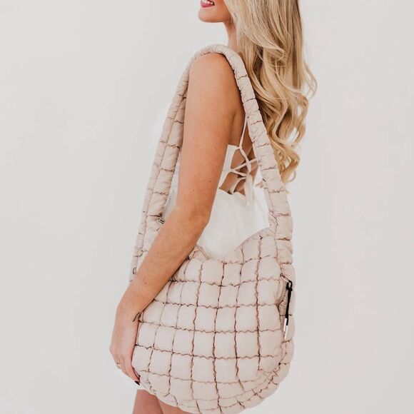 Pretty Simple Handbags - NWT Pretty Simple Carmen Hobo Tote Tan